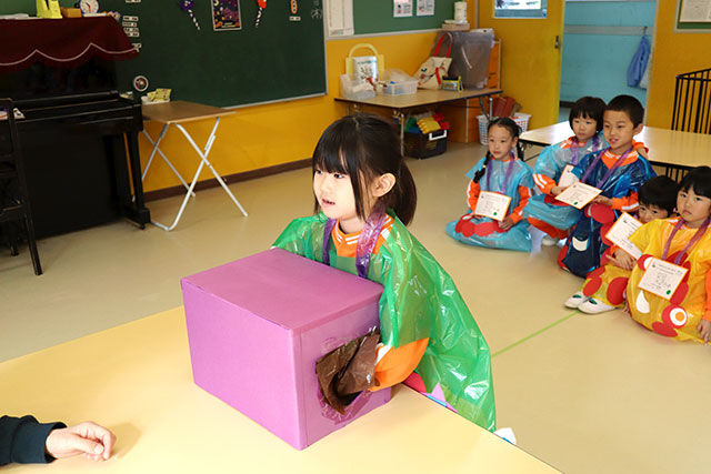 ハロウィンパーティーでゲームをしたよ。3